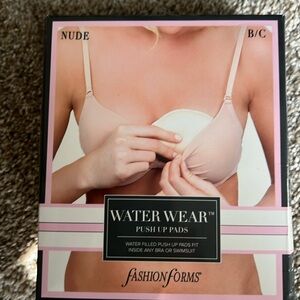NWT water wear push-up pads, size B/C, nude